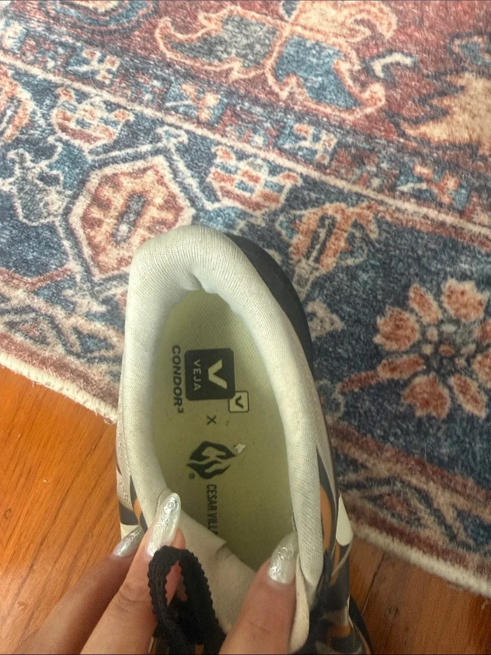 Women’s veja condor 3